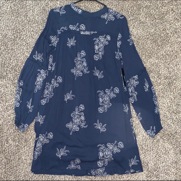 Lulu’s ‘No One Quite Like You’ Dark Blue Embroidered Shift Dress - Picture 3 of 13